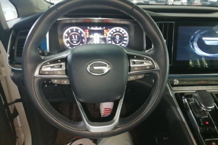 Used GAC Trumpchi M8 2021 Master Series 390T Ultimate Edition Steering Wheel