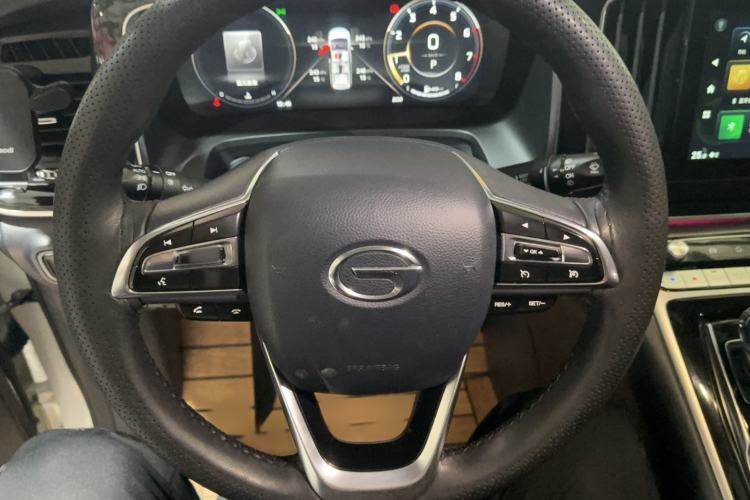 Used GAC Trumpchi M8 2021 Lingxiu Series 390T Ultimate Edition Steering Wheel