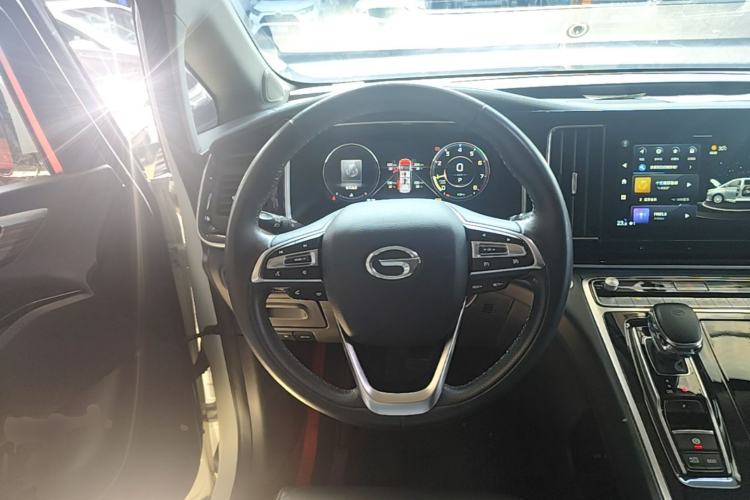Used GAC Trumpchi M8 2021 Lingxiu Series 390T Ultimate Edition Steering Wheel