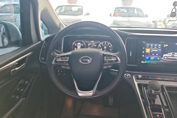Used GAC Trumpchi M8 2021 Lingxiu Series 390T Ultimate Edition Steering Wheel