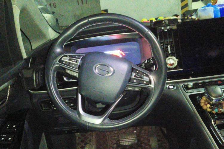 Used GAC Trumpchi M8 2021 Master Series 390T Deluxe Wellness Edition Steering Wheel