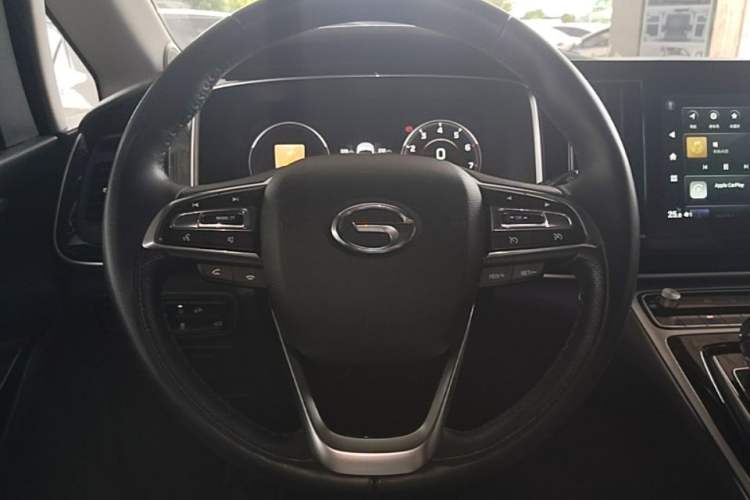 Used GAC Trumpchi M8 2021 Master Series 390T Ultimate Edition Steering Wheel