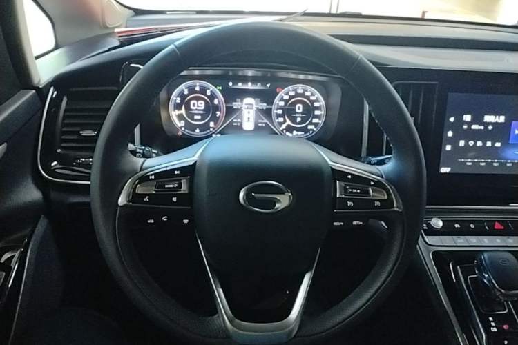 Used GAC Trumpchi M8 2021 Lingxiu Series 390T Ultimate Edition Steering Wheel