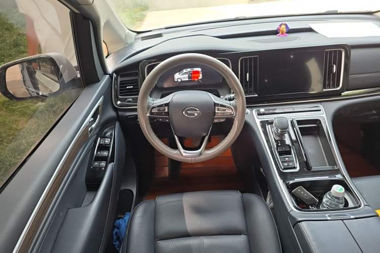 Used GAC Trumpchi M8 2021 Master Series 390T Ultimate Edition Steering Wheel
