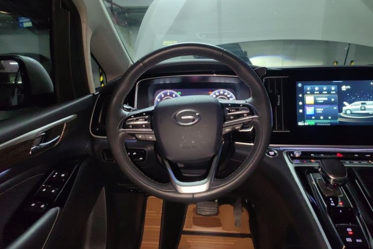 Used GAC Trumpchi M8 2021 Lingxiu Series 390T Ultimate Edition Steering Wheel