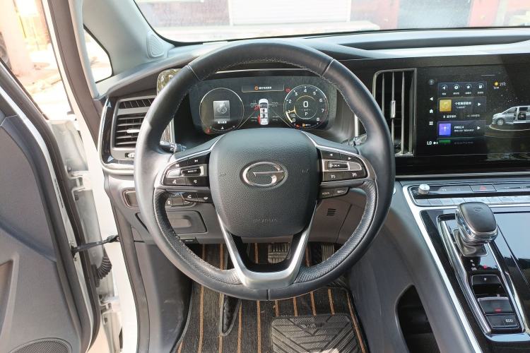 Used GAC Trumpchi M8 2021 Master Series 390T Ultimate Edition Steering Wheel
