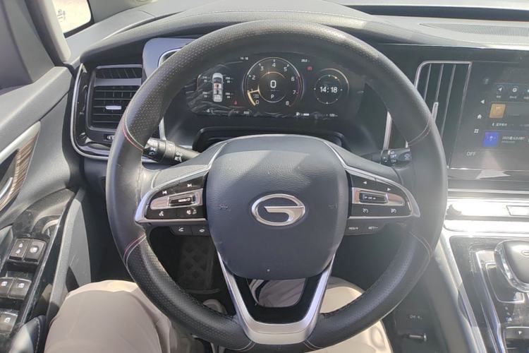 Used GAC Trumpchi M8 2021 Lingxiu Series 390T Ultimate Edition Steering Wheel