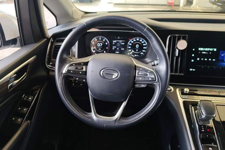 Used GAC Trumpchi M8 2021 Master Series 390T Ultimate Edition Steering Wheel