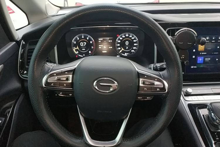 Used GAC Trumpchi M8 2021 Lingxiu Series 390T Ultimate Edition Steering Wheel