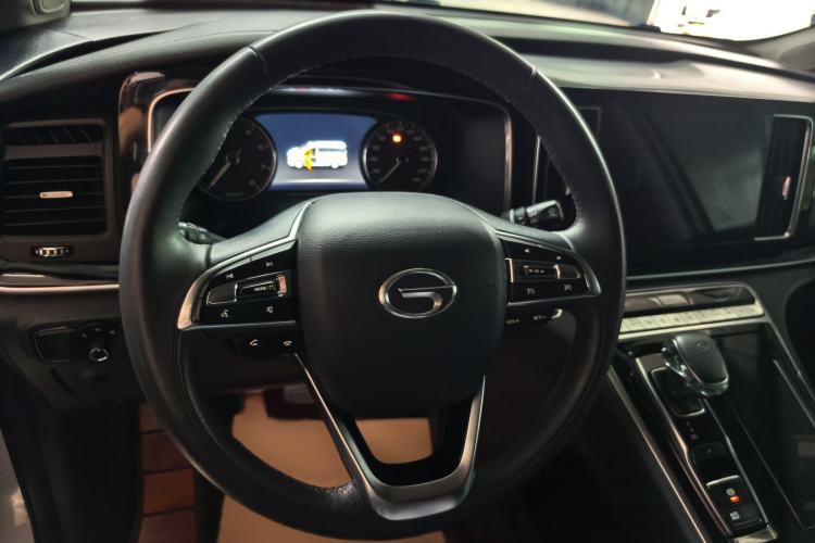 Used GAC Trumpchi M8 2021 Lingxiu Series 390T Deluxe Edition Steering Wheel
