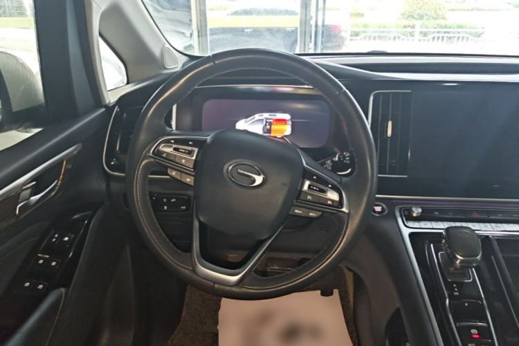 Used GAC Trumpchi M8 2021 Master Series 390T Ultimate Edition Steering Wheel