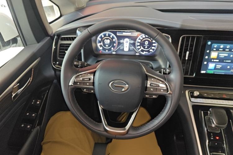 Used GAC Trumpchi M8 2021 Lingxiu Series 390T Deluxe Edition Steering Wheel