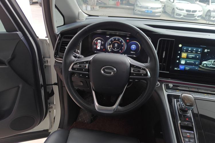 Used GAC Trumpchi M8 2021 Lingxiu Series 390T Ultimate Edition Steering Wheel