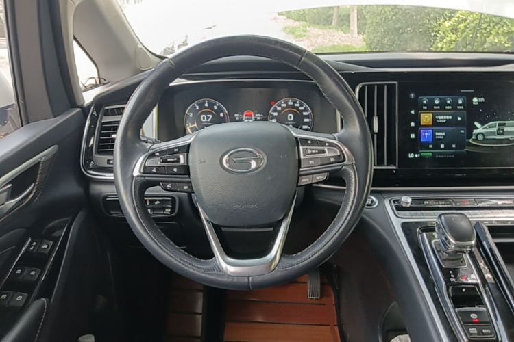 Used GAC Trumpchi M8 2021 Lingxiu Series 390T Ultimate Edition Steering Wheel