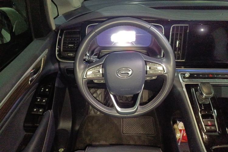 Used GAC Trumpchi M8 2021 Lingxiu Series 390T Ultimate Edition Steering Wheel