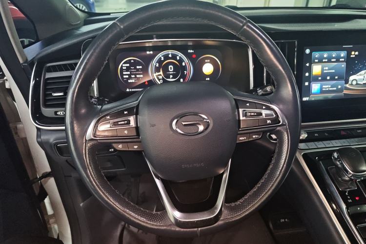 Used GAC Trumpchi M8 2021 Lingxiu Series 390T Deluxe Edition Steering Wheel