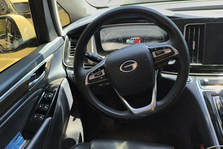 Used GAC Trumpchi M8 2021 Lingxiu Series 390T Luxury Edition Steering Wheel