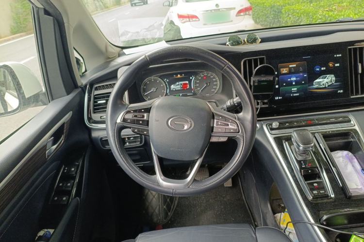 Used GAC Trumpchi M8 2021 Lingxiu Series 390T Deluxe Edition Steering Wheel