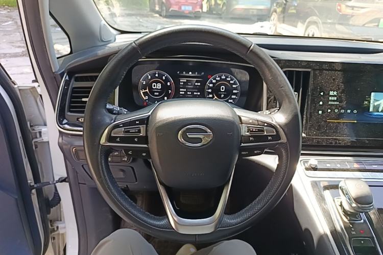 Used GAC Trumpchi M8 2021 Lingxiu Series 390T Deluxe Edition Steering Wheel