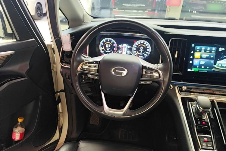 Used GAC Trumpchi M8 2021 Master Series 390T Ultimate Edition Steering Wheel