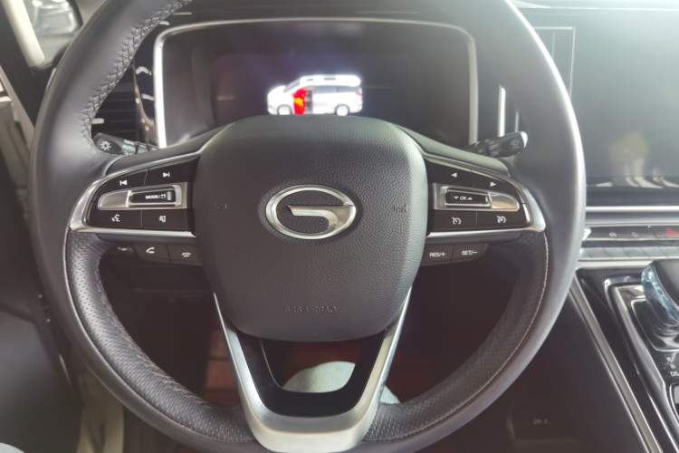 Used GAC Trumpchi M8 2021 Lingxiu Series 390T Ultimate Edition Steering Wheel