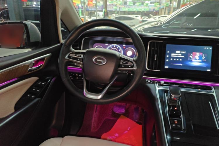 Used GAC Trumpchi M8 2021 Master Series 390T Prestige Edition Steering Wheel