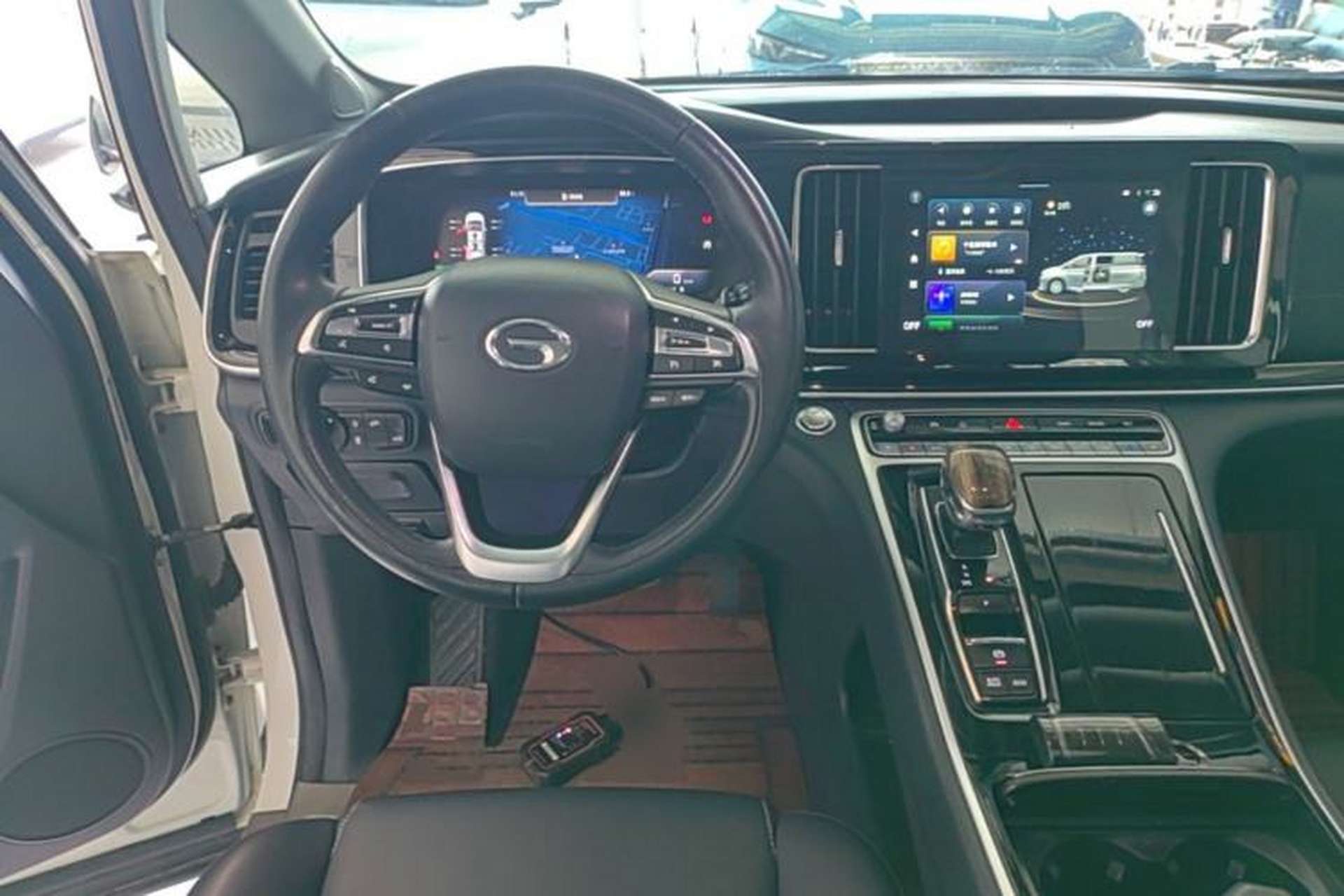 Used GAC Trumpchi M8 2021 Lingxiu Series 390T Deluxe Edition Steering Wheel