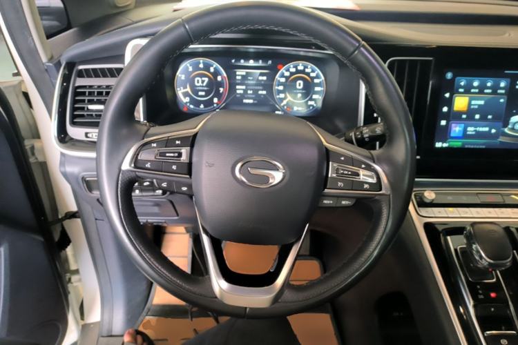 Used GAC Trumpchi M8 2021 Lingxiu Series 390T Deluxe Edition Steering Wheel