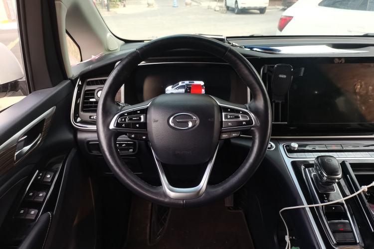 Used GAC Trumpchi M8 2021 Master Series 390T Ultimate Edition Steering Wheel