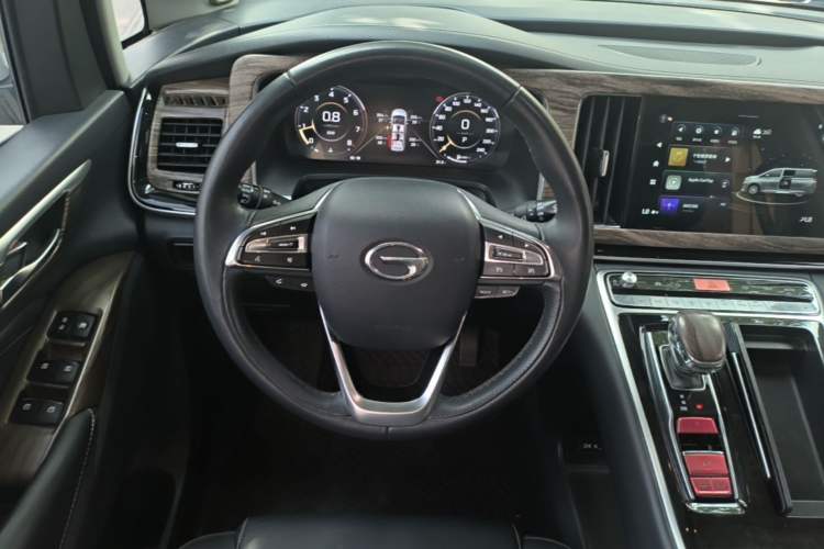 Used GAC Trumpchi M8 2021 Master Series 390T Ultimate Edition Steering Wheel