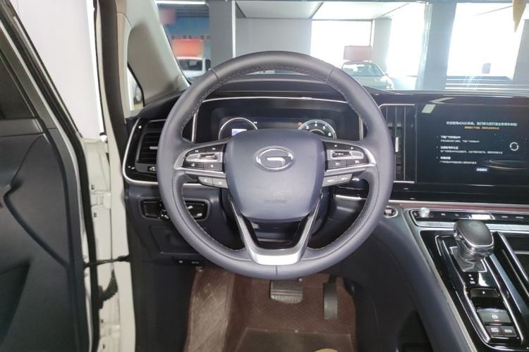 Used GAC Trumpchi M8 2021 Lingxiu Series 390T Deluxe Edition Steering Wheel