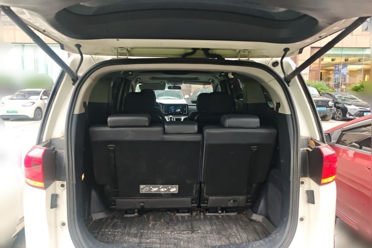 Used GAC Trumpchi M8  Trunk