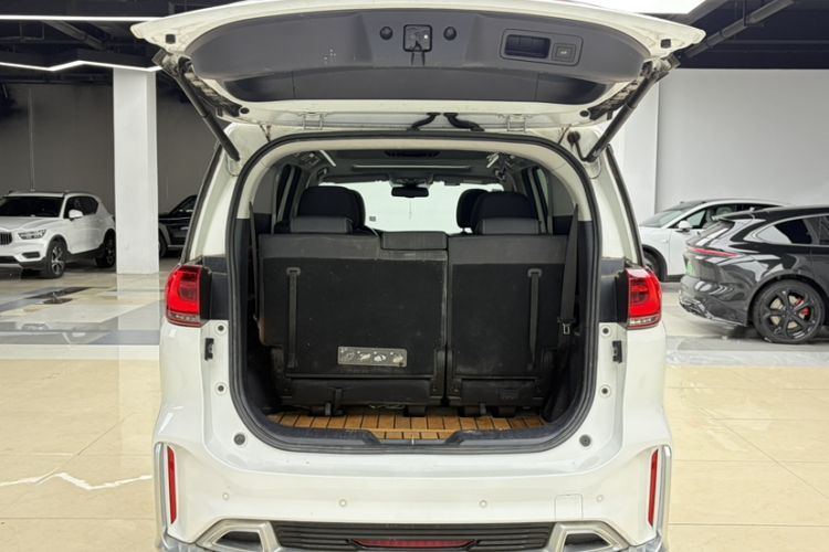 Used GAC Trumpchi M8 2021 Master Series 390T Ultimate Edition Trunk