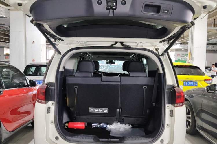 Used GAC Trumpchi M8 2021 Lingxiu Series 390T Deluxe Edition Trunk