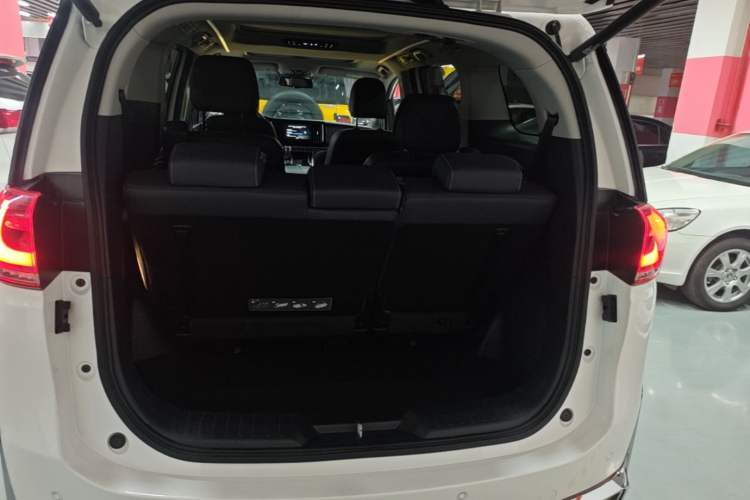 Used GAC Trumpchi M8 2021 Lingxiu Series 390T Ultimate Edition Trunk