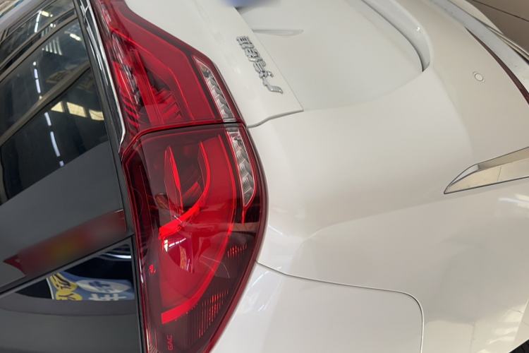 Used GAC Trumpchi M8 2021 Lingxiu Series 390T Deluxe Edition Trunk
