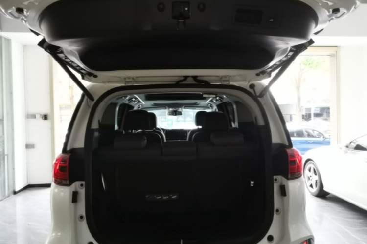 Used GAC Trumpchi M8 2021 Master Series 390T Prestige Edition Trunk