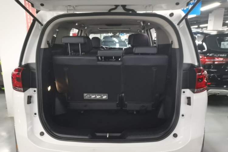 Used GAC Trumpchi M8 2021 Revised Version Lingxiu Series 390T Luxury Edition Trunk