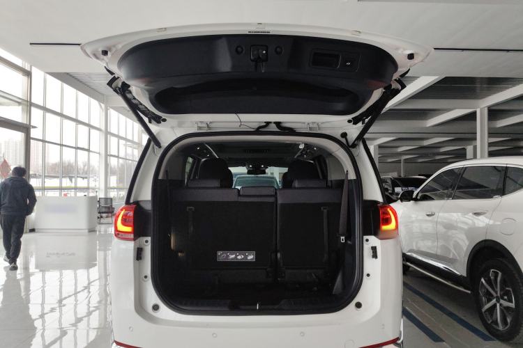 Used GAC Trumpchi M8 2021 Lingxiu Series 390T Deluxe Edition Trunk