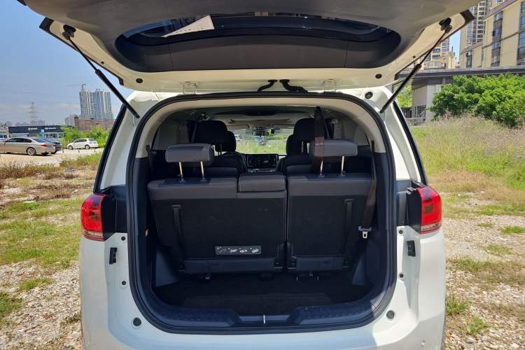 Used GAC Trumpchi M8 2021 Lingxiu Series 390T Deluxe Edition Trunk