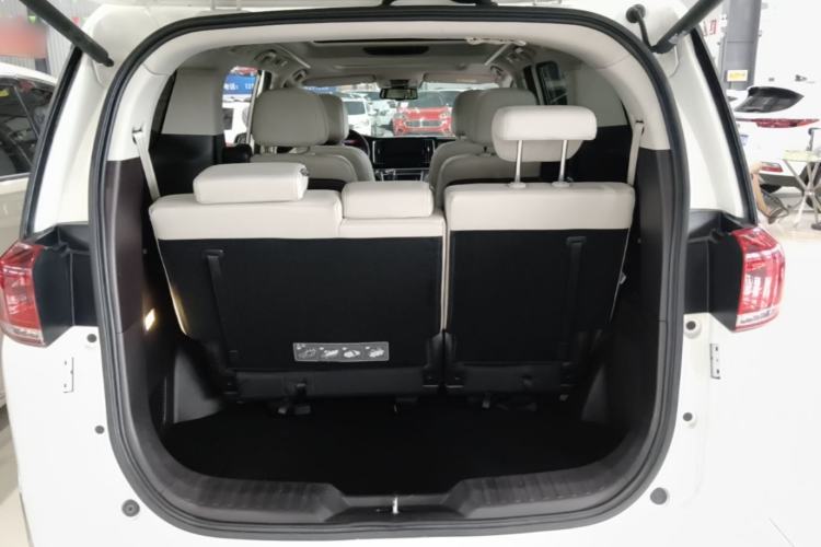 Used GAC Trumpchi M8 2021 Lingxiu Series 390T Deluxe Edition Trunk