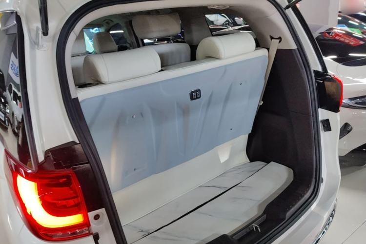 Used GAC Trumpchi M8 2021 Revised Version Lingxiu Series 390T Luxury Edition Trunk