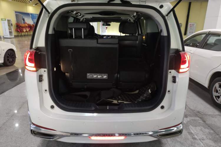 Used GAC Trumpchi M8 2021 Lingxiu Series 390T Deluxe Edition Trunk