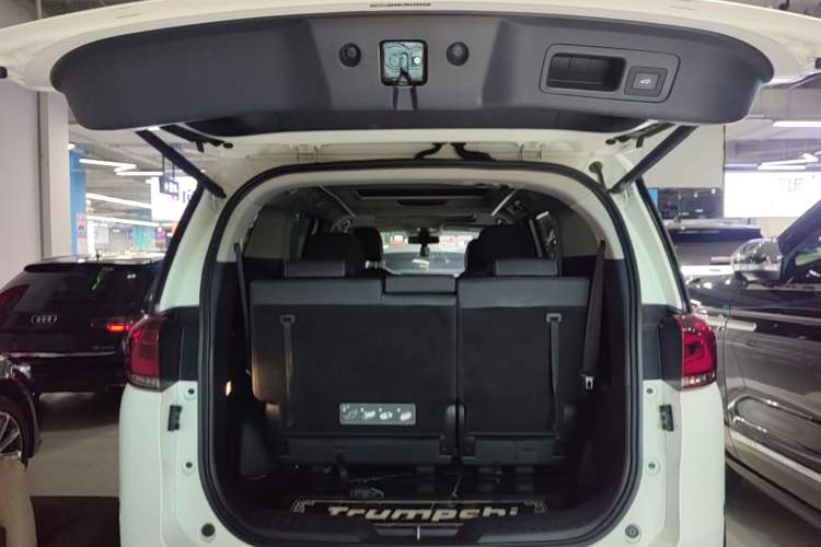 Used GAC Trumpchi M8 2021 Lingxiu Series 390T Deluxe Edition Trunk