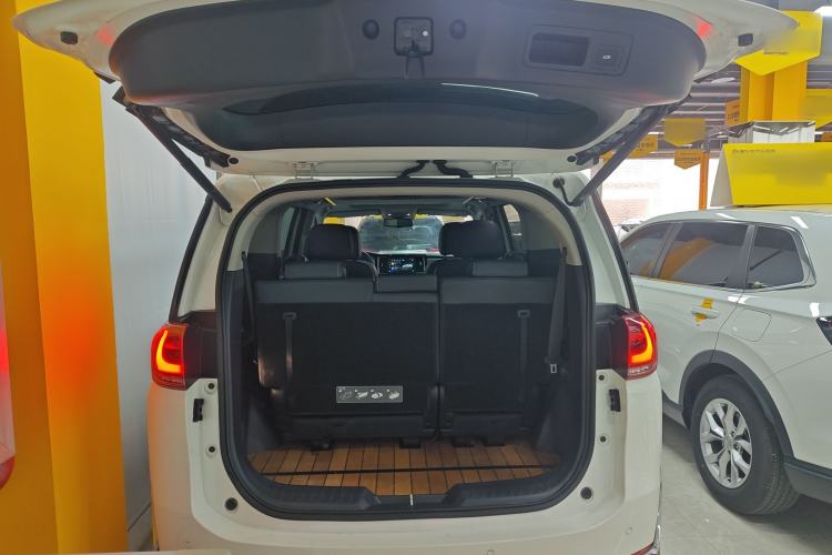 Used GAC Trumpchi M8 2021 Lingxiu Series 390T Deluxe Edition Trunk