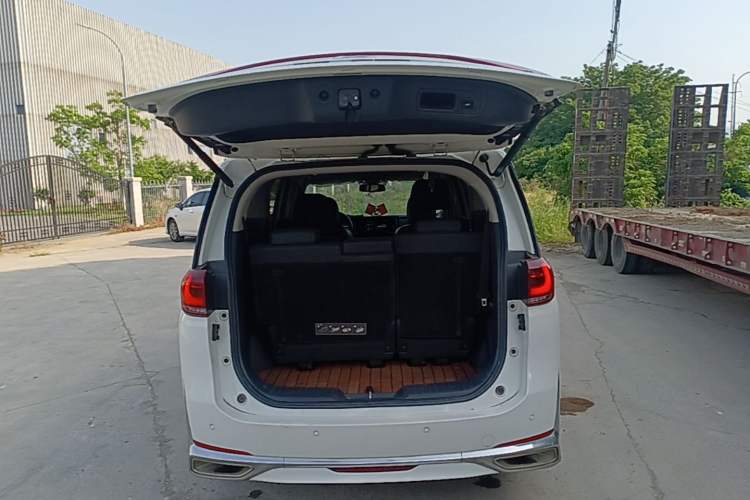 Used GAC Trumpchi M8 2021 Lingxiu Series 390T Deluxe Edition Trunk