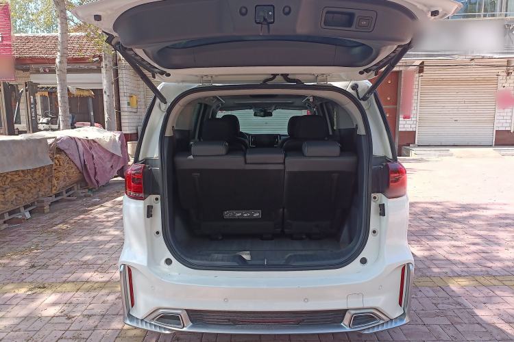 Used GAC Trumpchi M8 2021 Master Series 390T Ultimate Edition Trunk