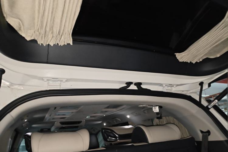 Used GAC Trumpchi M8 2021 Lingxiu Series 390T Deluxe Edition Trunk