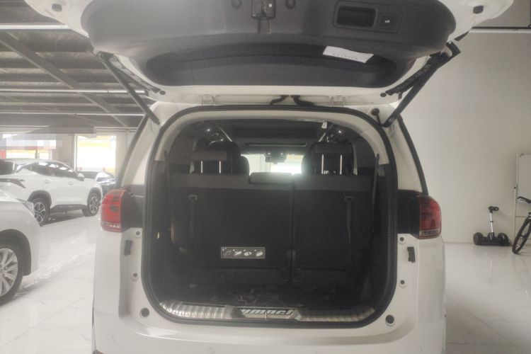 Used GAC Trumpchi M8 2021 Lingxiu Series 390T Deluxe Edition Trunk