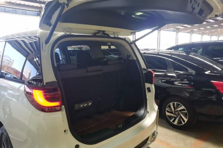 Used GAC Trumpchi M8 2021 Master Series 390T Ultimate Edition Trunk